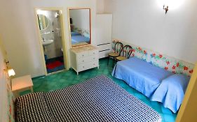 Hotel Rooms 14/7 In Positano